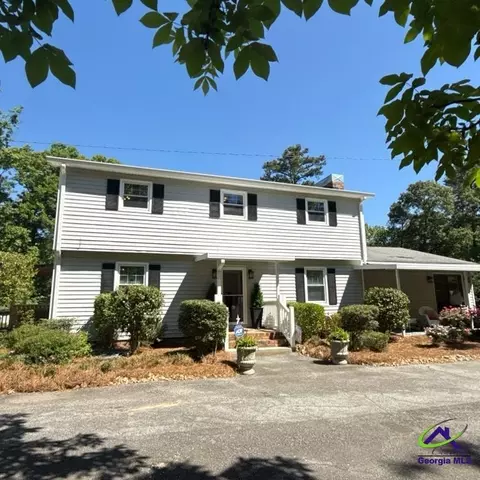225 E Colonial Dr, Macon, GA 31211