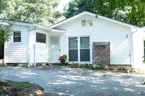 44 Penn Dr, Jackson, GA 30233