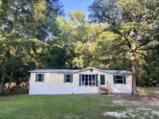 282 Sycamore Dr, Eastman, GA 31023
