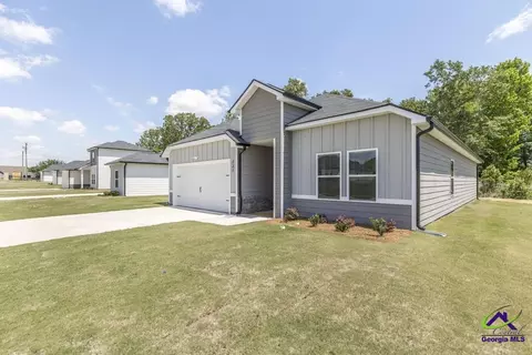 303 Georgian Walk, Byron, GA 31008