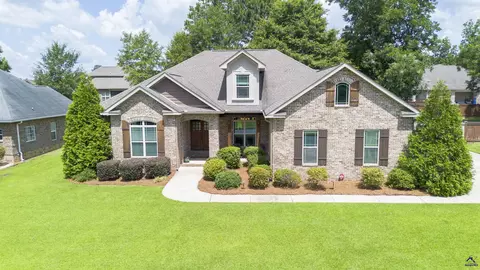 105 Villa Gloria Dr, Bonaire, GA 31005