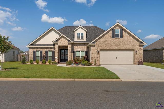 115 Woodwinds Ct, Kathleen, GA 31047