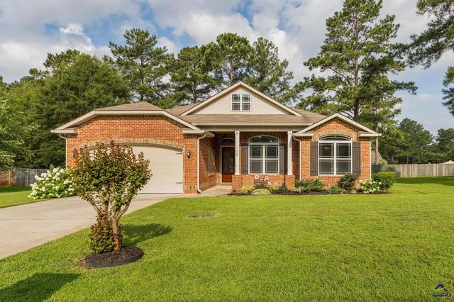 105 Bedford Ct, Perry, GA 31069