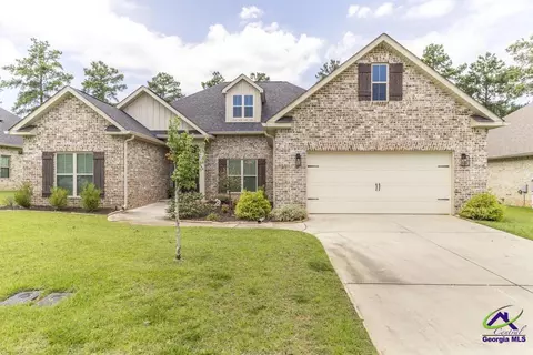 104 Gracetree Way, Kathleen, GA 31047
