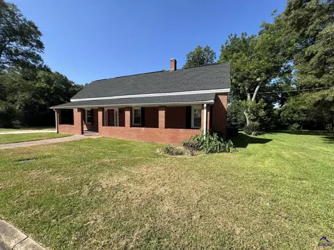 128 Rose St, Cochran, GA 31014