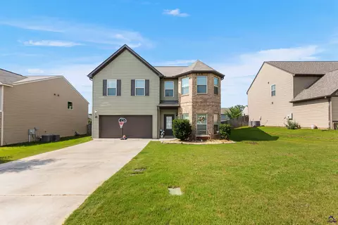 Exterior - 212 Tyndall Way, Perry, GA 31069 photo 2 of 14
