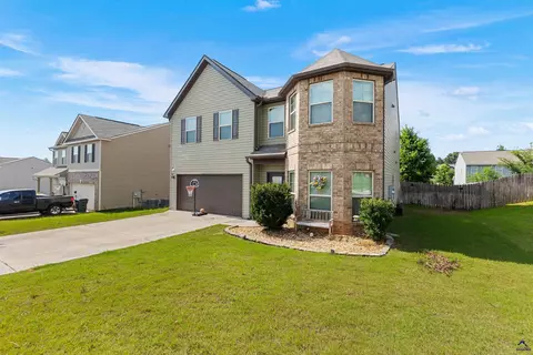 Exterior - 212 Tyndall Way, Perry, GA 31069 photo 3 of 14