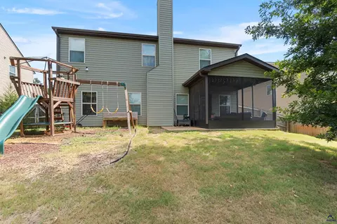 Exterior - 212 Tyndall Way, Perry, GA 31069 photo 9 of 14
