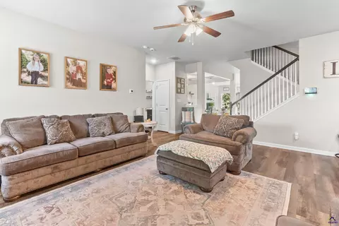 Entry Way - 212 Tyndall Way, Perry, GA 31069 photo 6 of 14