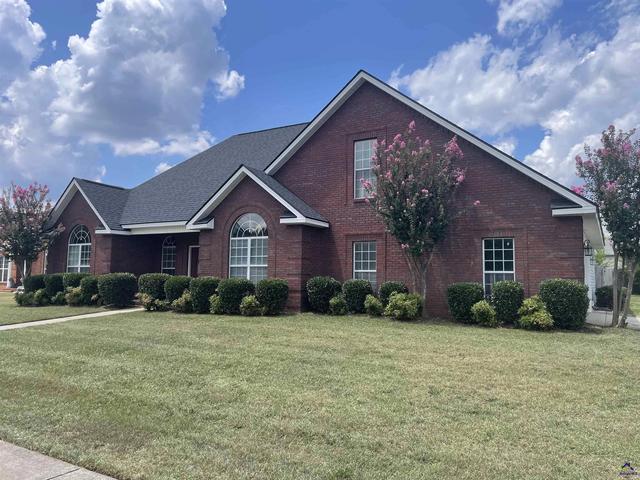 200 Sundowner Dr, Bonaire, GA 31005