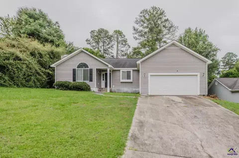 316 Ridgestone Dr, Warner Robins, GA 31088