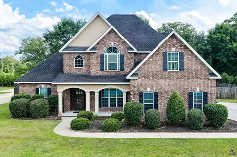 107 Harley Dr, Kathleen, GA 31047