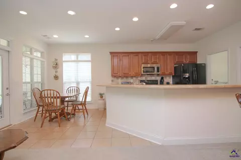161 Turning Leaf Ln, Perry, GA 31069 photo 6
