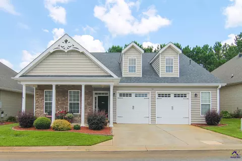 161 Turning Leaf Ln, Perry, GA 31069