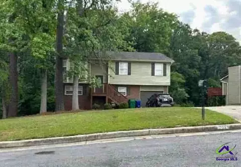 2296 Rolling Rock Dr, Conley, GA 30288