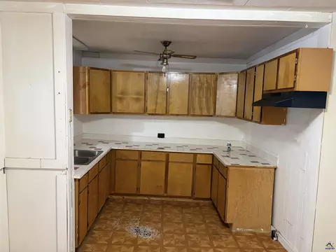 Kitchen - 601 Keene Ave, Oglethorpe, GA 31068 photo 1 of 3