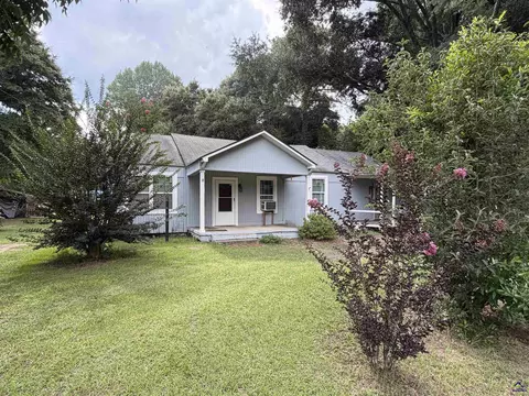 Exterior - 601 Keene Ave, Oglethorpe, GA 31068 photo 1 of 8