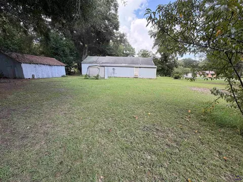 Exterior - 601 Keene Ave, Oglethorpe, GA 31068 photo 7 of 8