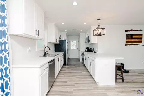 Entry Way - 595 Flathead Rd, Vienna, GA 31092 photo 1 of 1