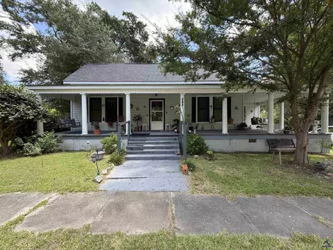 418 Keene Ave, Oglethorpe, GA 31068