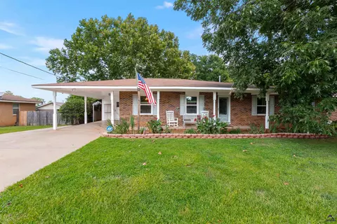 217 Todd Cir, Warner Robins, GA 31088