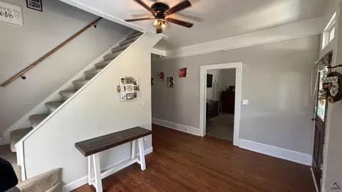 Entry Way - 910 Laurel Ave, Macon, GA 31211 photo 1 of 2