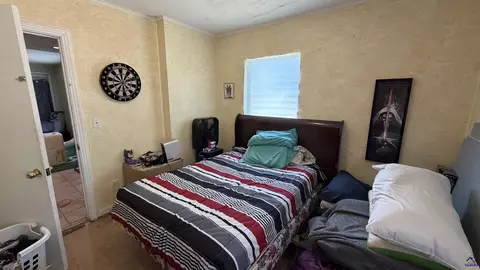 Bedroom - 910 Laurel Ave, Macon, GA 31211 photo 9 of 9