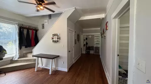 Entry Way - 910 Laurel Ave, Macon, GA 31211 photo 2 of 2