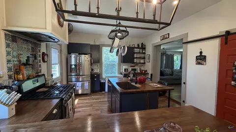 Kitchen - 910 Laurel Ave, Macon, GA 31211 photo 1 of 6