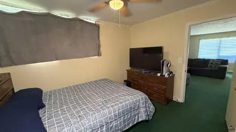 Bedroom - 910 Laurel Ave, Macon, GA 31211 photo 8 of 9