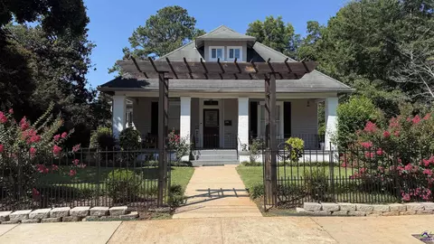 910 Laurel Ave, Macon, GA 31211