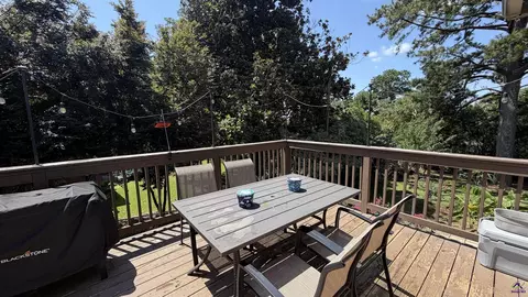 Exterior - 910 Laurel Ave, Macon, GA 31211 photo 4 of 11
