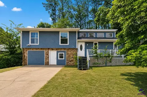196 Peartree Ln, Riverdale, GA 30274