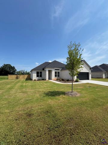 207 Farmland Cir, Perry, GA 31069