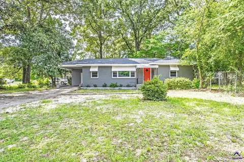 101 Sparta St, Warner Robins, GA 31088
