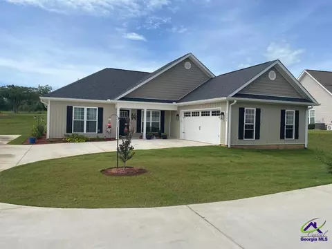 2504 Quail Ridge Ln, Perry, GA 31069
