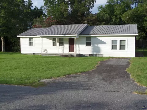120 Laurel Dr, Cochran, GA 31014