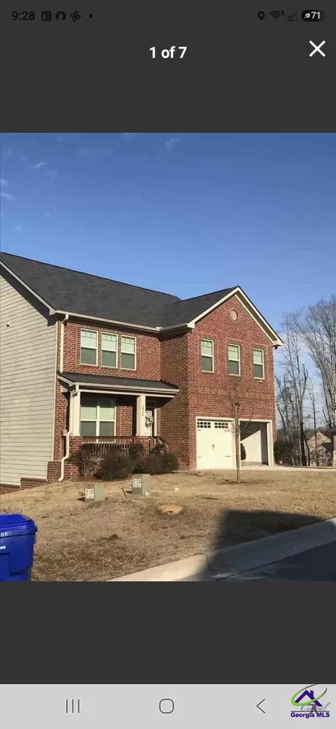 1525 Battle Brook Dr, Conyers, GA 30012