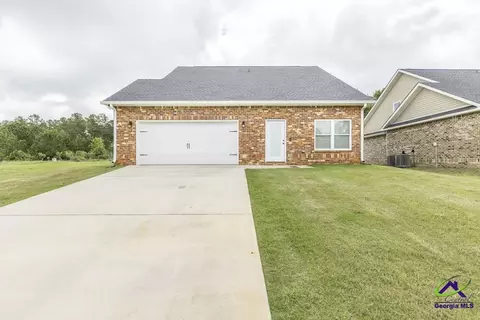 Exterior - 309 Charles Gray Blvd, Perry, GA 31069 photo 8 of 9