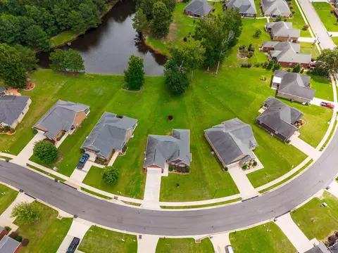 View/Area - 406 Stonebrook Cir, Byron, GA 31008 photo 3 of 4