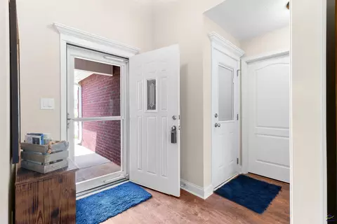 Entry Way - 406 Stonebrook Cir, Byron, GA 31008 photo 1 of 3