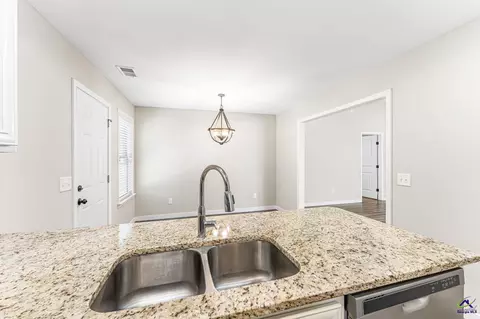 Other - 120 Jaybee Dr, Warner Robins, GA 31088 photo 4 of 11