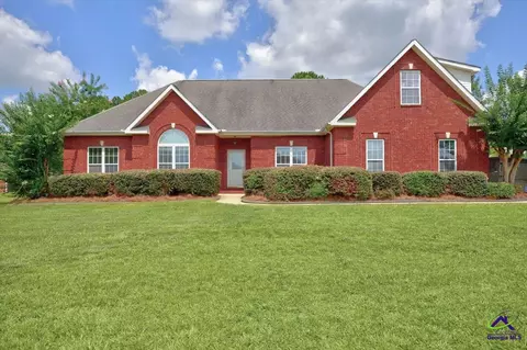 297 Victoria Cir, Warner Robins, GA 31088