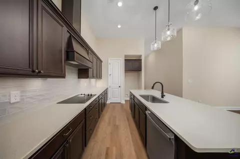 Kitchen - 2 Pleasant Oaks Dr, Perry, GA 31069 photo 2 of 2