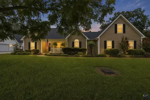 209 Duke Ln, Kathleen, GA 31047