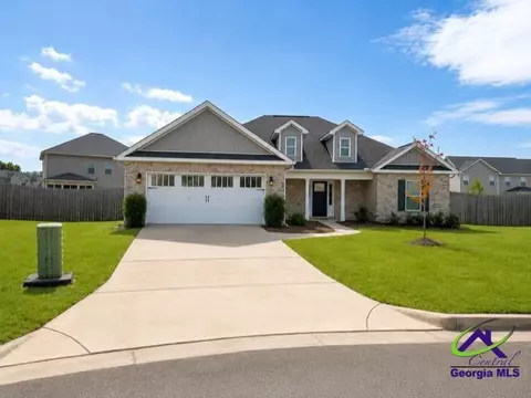 602 Broderick Cir, Warner Robins, GA 31088