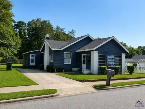 503 W Church St, Fort Valley, GA 31030