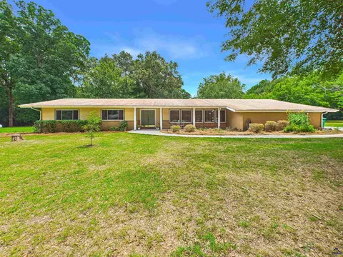 106 N Amanda Pl, Warner Robins, GA 31088