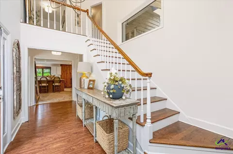 Entry Way - 2021 Laurel Dr, Perry, GA 31069 photo 2 of 11