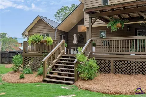 Exterior - 2021 Laurel Dr, Perry, GA 31069 photo 11 of 15